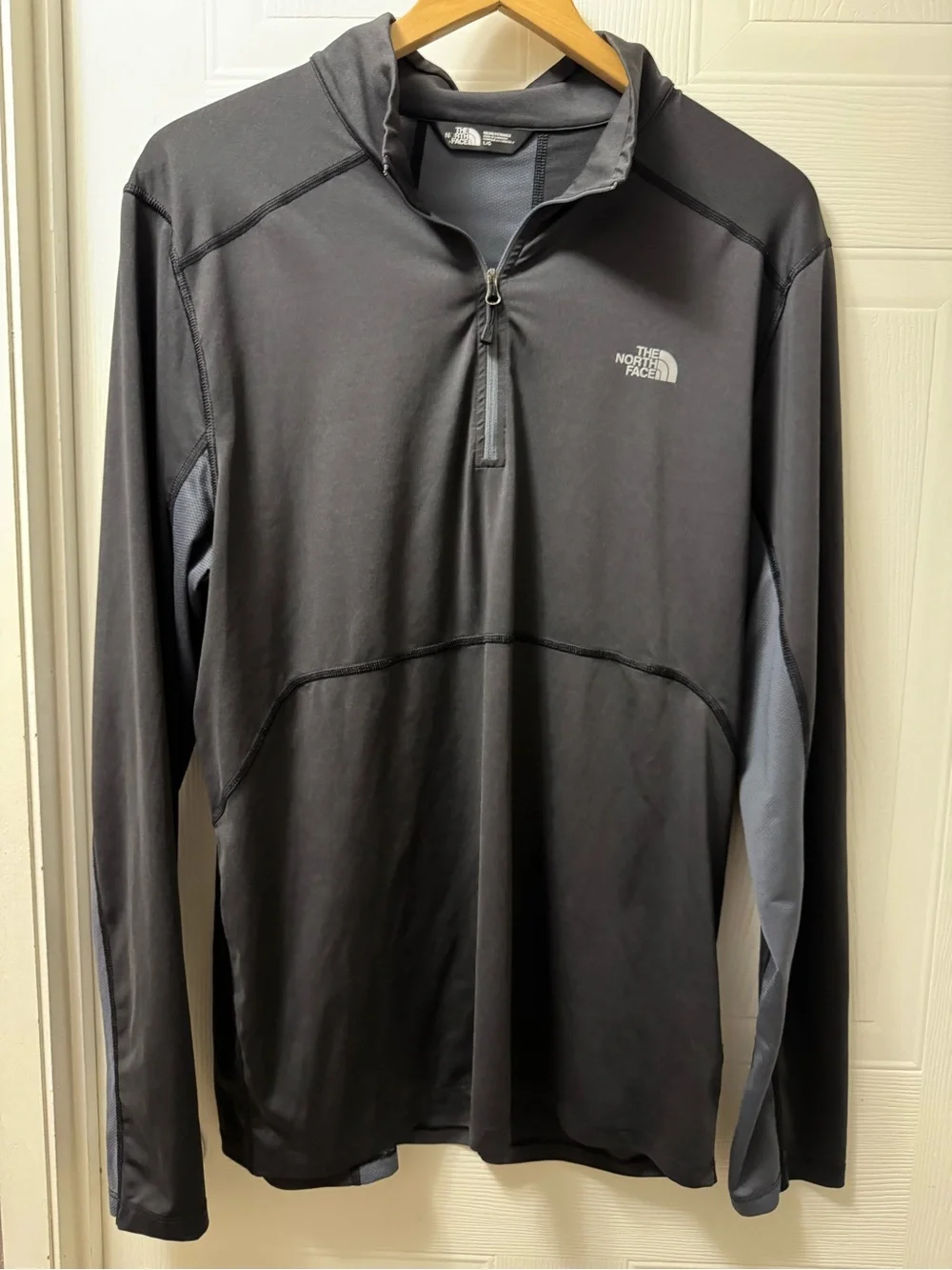 The North Face Men's Charcoal/Gray Half-Zip Performance Jacket
